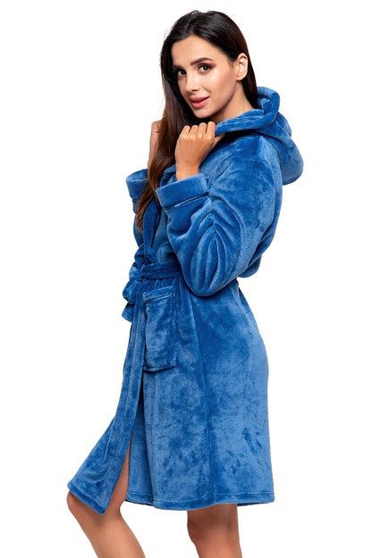 Weicher, flauschiger kurzer Damen Bademantel mit Kapuze Becca in Blau