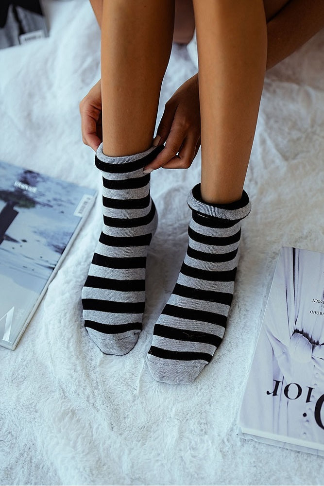 Comfortable Pressure-Free Terry Cotton Socks Stripes Grey